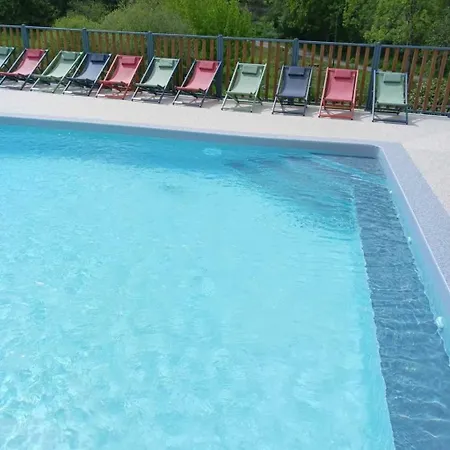 3 Etoiles - Piscine - Ccaideg