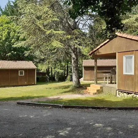 3 Etoiles - Piscine - Ccaideg *